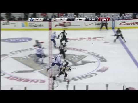 Kessel Goal - Leafs 4 vs Penguins 1 - Nov 27th 2013 (HD)