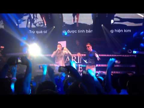 Anh Không Đòi Quà - OnlyC ft. Karik | [LIVE]