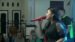 Download lagu bukan yg pertama - elsa pamella - fazz entertainment live blendung mp3