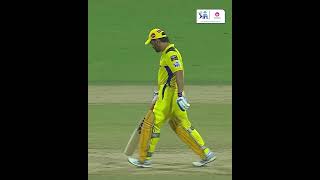 TATA IPL 2023: #CSKvRR | MS Dhoni walks out to bat | Streaming FREE on JioCinema