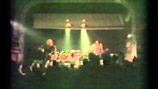 Nirvana - 10 Pen Cap Chew (Tacoma Community World Theater 23/1/88)