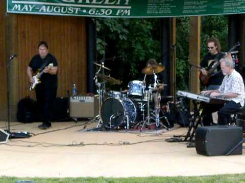 MyJoogTV: The Tommy Lepson Band at The Vienna Town Green (2)