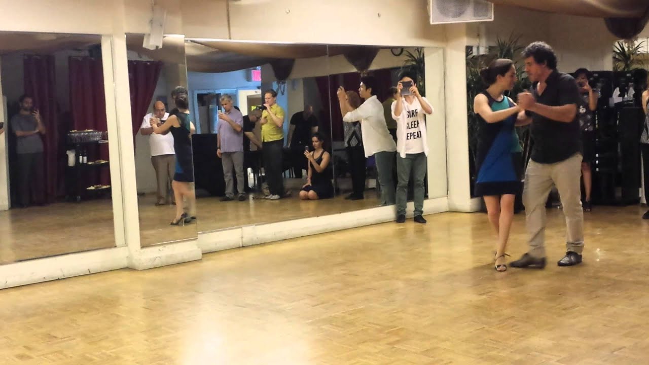Argentine tango Workshop on Vals:Fabian Salas & Lola Diaz - Pabellón de las rosas