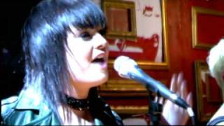 Sinead Mulvey and Black Daisy, The Cafe 2009