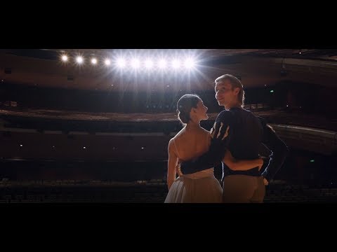 See the glamour couple of La Scala Ballet