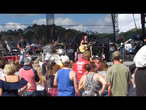 Devon Worley Band : Black @ Country On The River