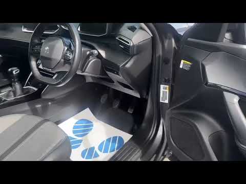 Peugeot 2008 Allure 1.2i - Image 2