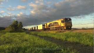 preview picture of video 'Queensland Rail 2800 class hauled freight : Australian trains and railroads'