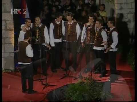 Nemoj šiti stara majko - klapa Bunari - FDK 2006