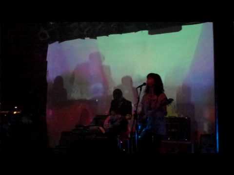 School of Seven Bells - Iamundernodisguise