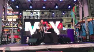 MAX - Holla (Live) | Elvis Duran Summer Bash | 7/27/17