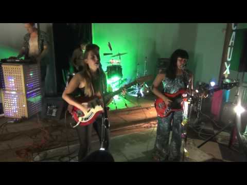 23 23 03 Venus Tropicaux EP presentatie Venus Tropicaux Rotterdam 2016 vr 09 09 16 sd01 22