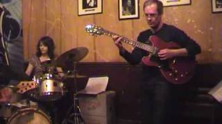 Ash (Grove Inn Jazz Club 26-04-2009)