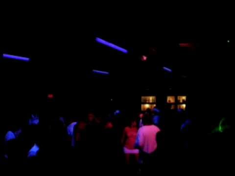 Paul Kenen - Costa Rica - Club Vibe (Jaco Beach) - August  7, 2009 - video 02