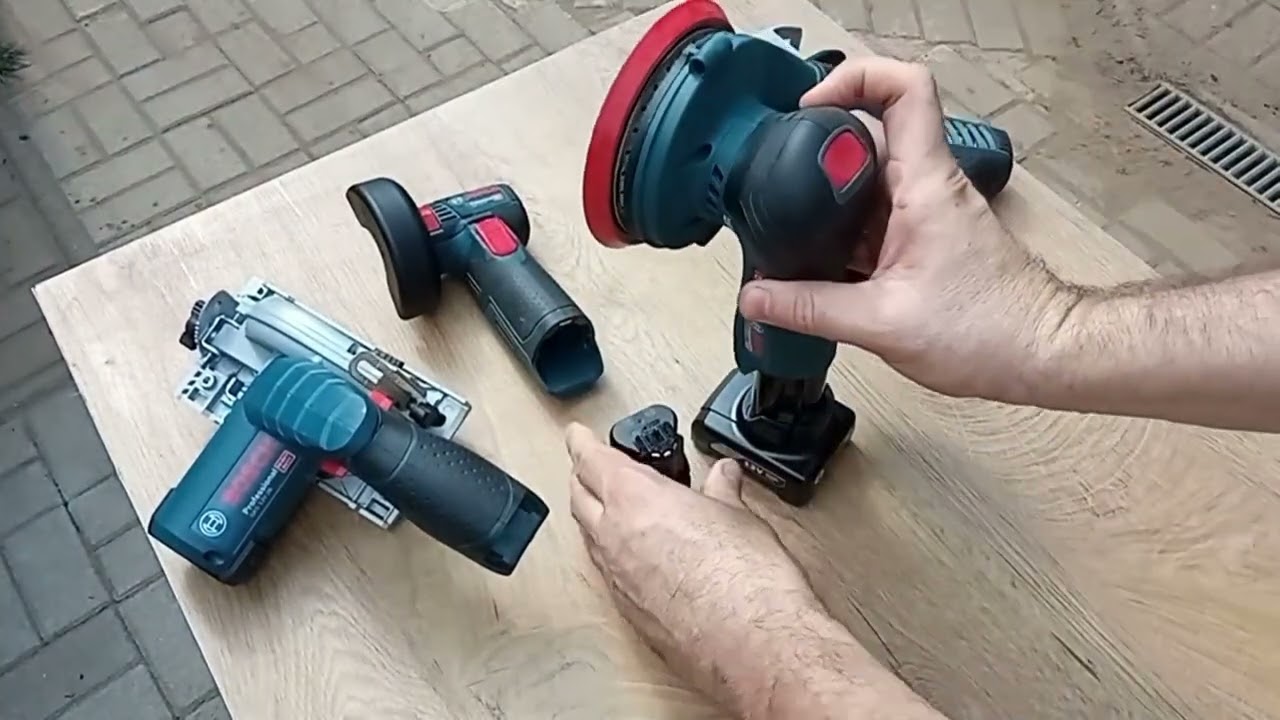 Video: Bosch 12V Akku Größenvergleich