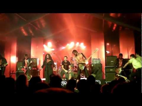 Devil's Blood -Fight on stage @ Metal Méan 2012