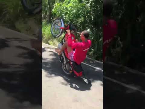 🔥calibrando y pegando parrilla 🏍🔥