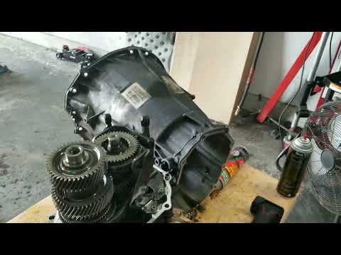 05 to 2018 Jeep Wrangler TJ & JK standard transmission - Input shaft bearing replacement
