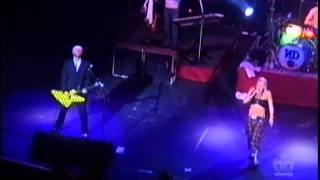 No Doubt - Live in London, Brixton Academy, June 27th 2002 - 09 - New