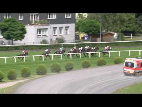 4. dostih - Cena Fondu ohrožených dětí - dostihy Chuchle Arena Praha 18. 7. 2020