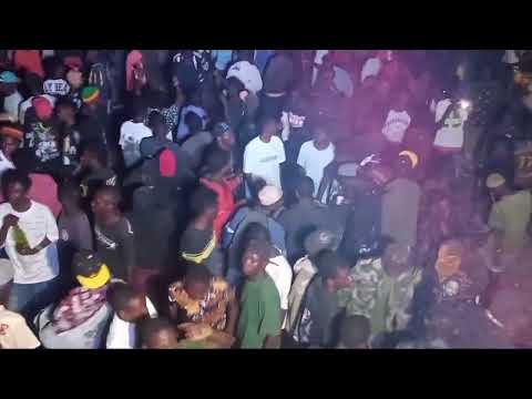 BOYZ II MEN LA WAJANJA  MAJAJANI K7LIENDA HIVYO 