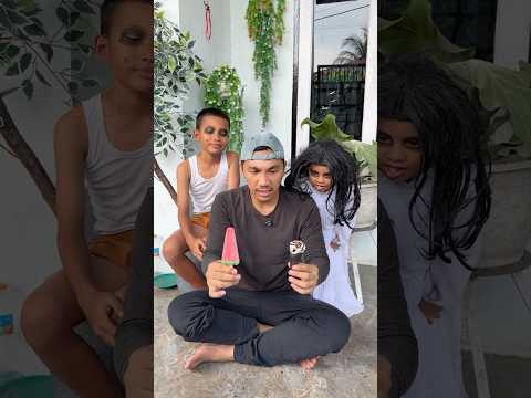tangan abang di gerakin sama hantu