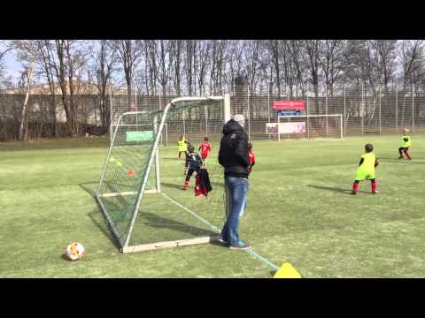 F-Jugend SV Weiden 3 gegen Hürth 2 - Szene 3
