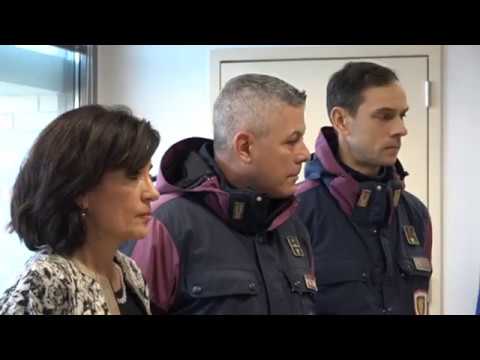 SULLA MONTAGNA PISTOIESE IN SERVIZIO GLI "ANGELI DELLA NEVE"