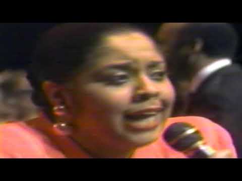 Alabama State Mass Choir with Nuana Dunlap & Angela Primm - Amazing Grace