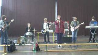 Tell me why. Asia z zespołem