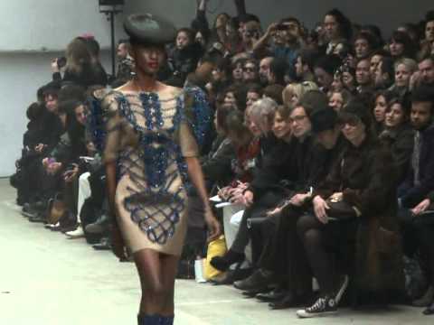 MANISH ARORA Fashion Show - Ready-To-Wear Women's Autumn/Winter 2011/12.