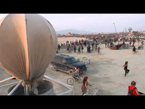 Burning Man 2014, Sunrise before the burning of Embrace