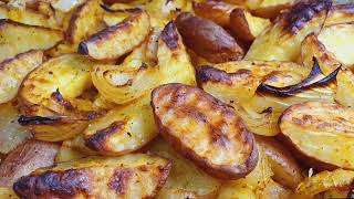 תפוחי אדמה לחג ותוספת ירקות בתנור מהיר (ליהי קרויץ - מטבח בקלי קלות) - התמונה מוצגת ישירות מתוך אתר האינטרנט יוטיוב. זכויות היוצרים בתמונה שייכות ליוצרה. קישור קרדיט למקור התוכן נמצא בתוך דף הסרטון