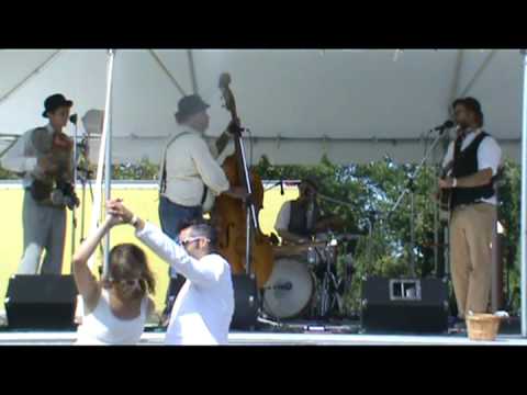 Boo Bradley @ National Jug Band 2011.mpg