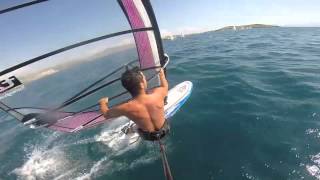 preview picture of video 'Windsurfing Wipeout with Harness Cam'
