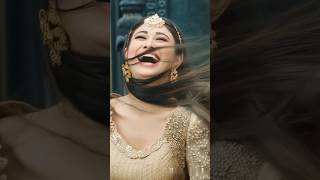 Download lagu Nagin 2 🐍🙏 shivangi is laughing | #subscribe #trending #love #like #famous #nagin #viral #colors mp3