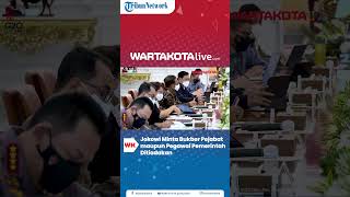 Download lagu Jokowi Minta Bukber Pejabat maupun Pegawai Pemerintah Ditiadakan mp3