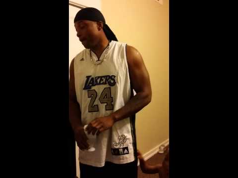 download lagu mp3 mp4 R Kelly Naked, download lagu R Kelly Naked gratis, unduh video klip R Kelly Naked