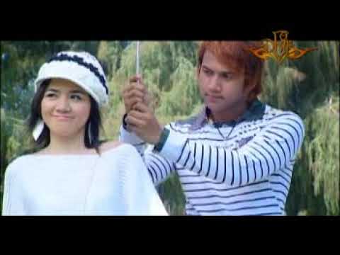 D Phyo - ဒီကောင်မလေးအတွက်