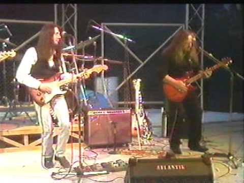 Batu Mutlugil - Yavuz Çetin - Sunay Özgür - Kerim Çaplı  -BLUE BLUES BAND-