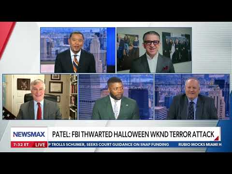 Дэрон Смаллкомб на Newsmax