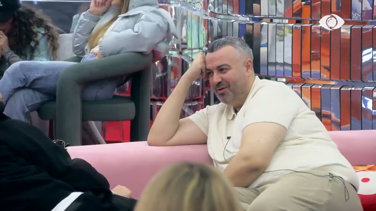 Unë bëra gabime…/ Selin këndon, Miri: Sa i përshtatet kjo këngë…