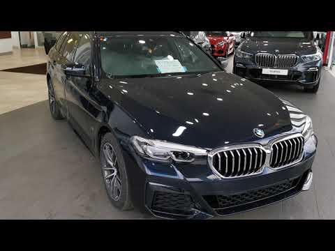 G31 BMW 530e M Sport Touring Carbon Black Walk Around