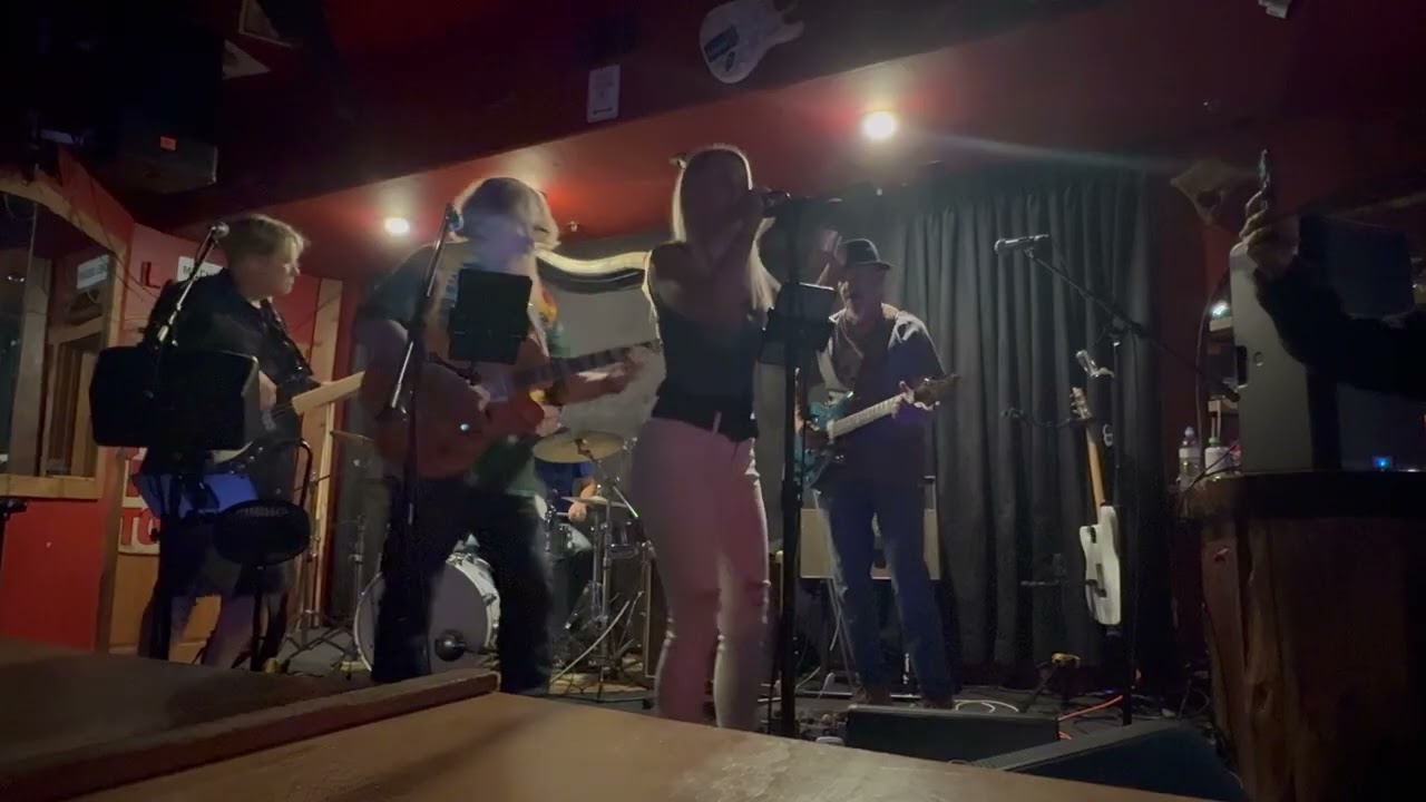 Promotional video thumbnail 2 for The Moonstone Band