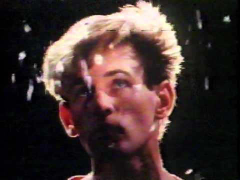 SCREAMING MEE MEES - Dancing With Stars in My Eyes(1983)  hi res