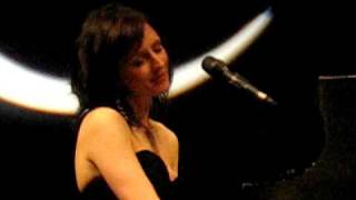 Sarah Slean - Looking for Someone