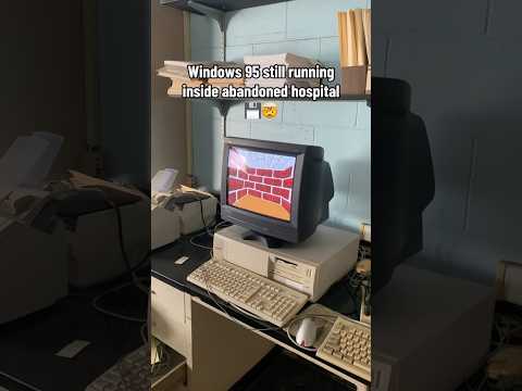 Computer still playing Windows 95 in abandoned hospital 🖥️