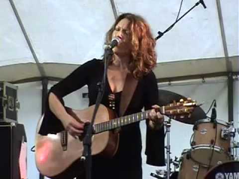 Lisa Mills sings Little Wing at BOTF 2008