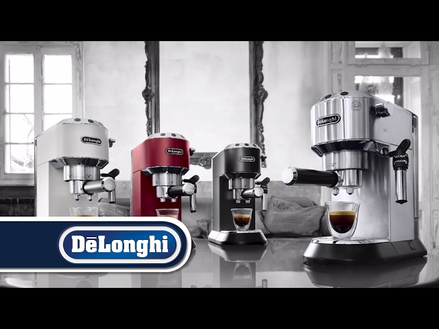 Caffettiera espresso DeLonghi Dedica EC685.M Argento video