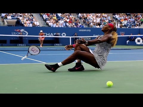 Serena Williams and Caroline Wozniacki Massive Rally from 2014 US Open Final